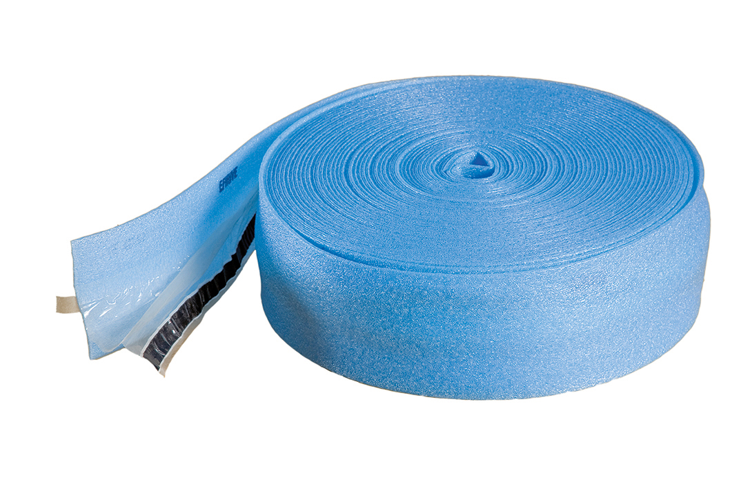 Bande de rive polyéthylène avec jupe adhésive, largeur 180 mm, épaisseur 5 mm, rouleau de 50 ml
