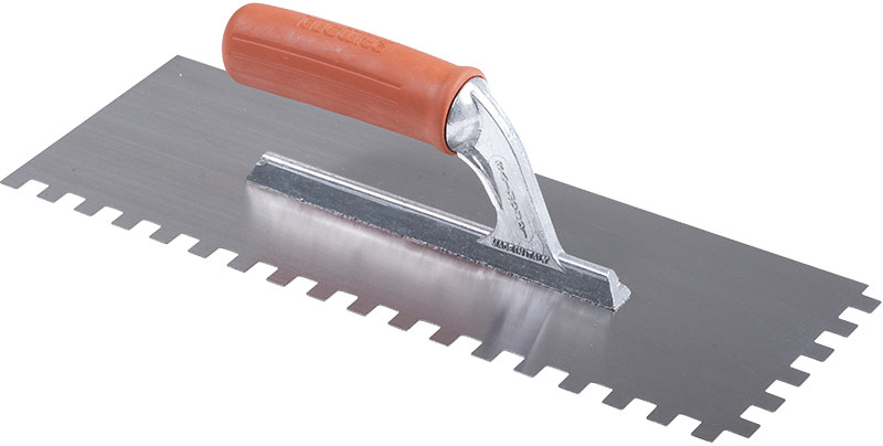 Platoir denté 36x13 cm - Dents carrées 10x10 mm - Manche en caoutchouc