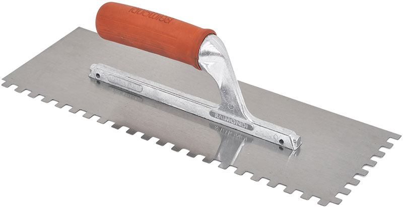 Platoir denté 36x13 cm - Dents carrées 8x8 mm - Manche en caoutchouc