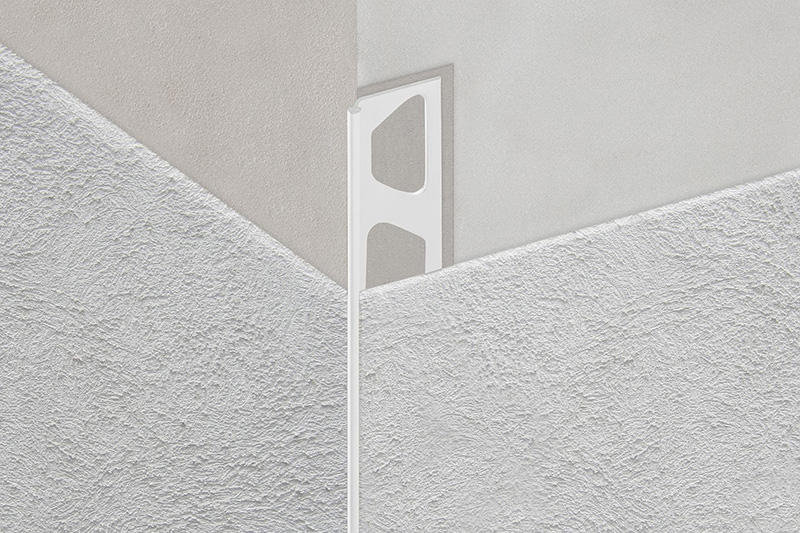 FINEC-AC 2.5M Profilé de finition H. 2,5 mm Blanc Brillant
