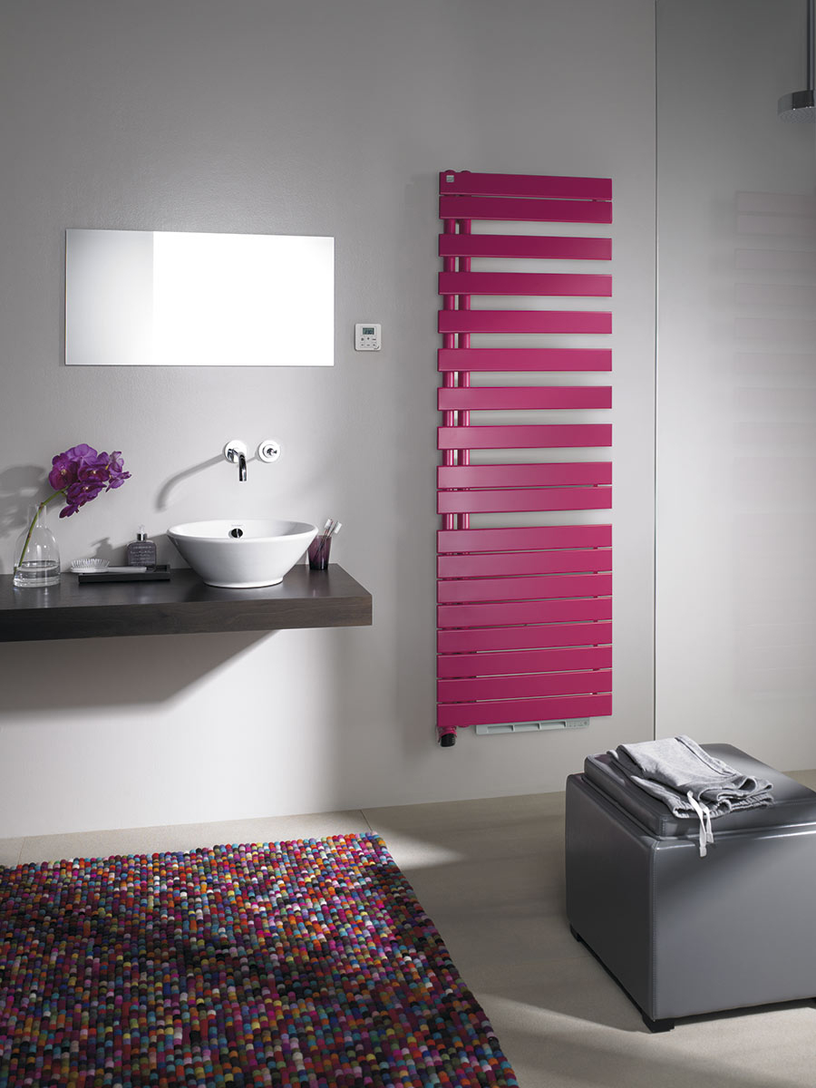 Radiateur sèche-serviettes modèle électrique (avec boîtier IRS) RODA SPA AIR ASYMETRIQUE tube à gauche, blanc, 750 W. - H.1248 - L.550 avec soufflant